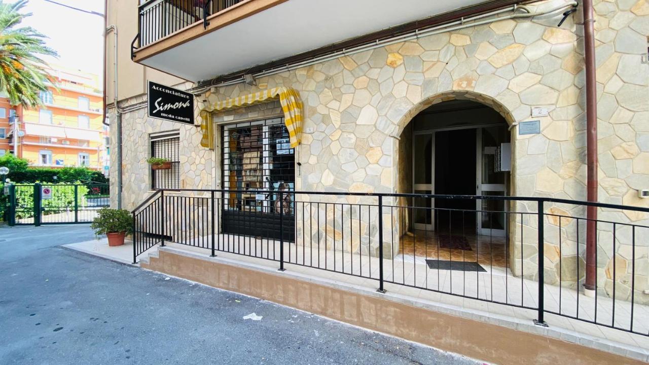 Babyaccommodation Family Experience III Pietra Ligure Εξωτερικό φωτογραφία